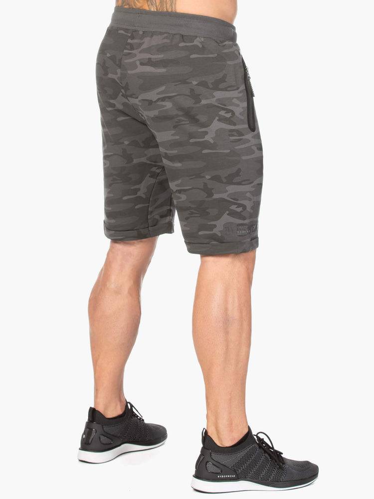 Ryderwear Men Shorts Camo Fleece Track Men's Shorts Black Camo | CA2797WY