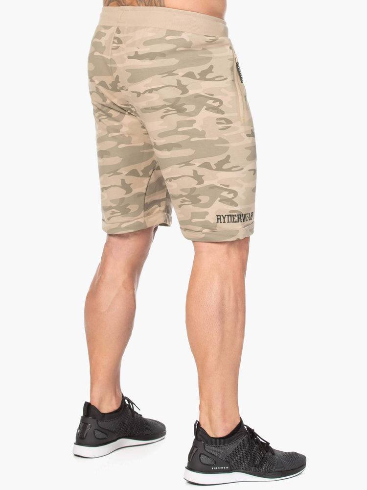 Ryderwear Men Shorts Camo Fleece Track Men's Shorts Tan Camo | CA2798QZ