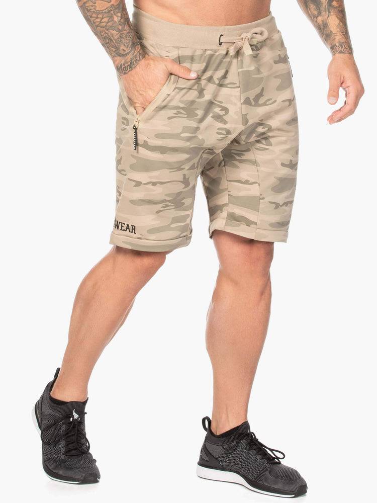 Ryderwear Men Shorts Camo Fleece Track Men's Shorts Tan Camo | CA2798QZ