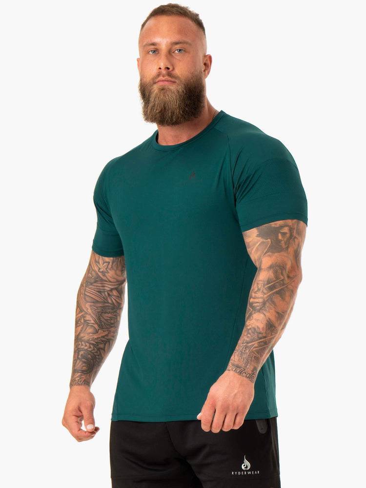 Ryderwear Men T Shirts Action Mesh Men's T Shirts Emerald | CA2963RW