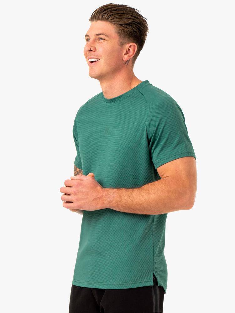 Ryderwear Men T Shirts Enhance Men's T Shirts Green | CA2933IS