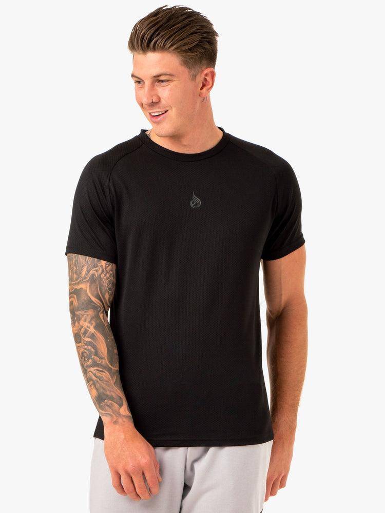 Ryderwear Men T Shirts Enhance Men\'s T Shirts Black | CA2935YU