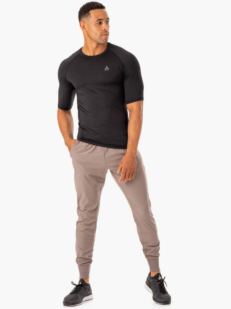 Ryderwear Men Track Pants Division Woven Joggers Men's Track Pants Taupe | CA3145OR