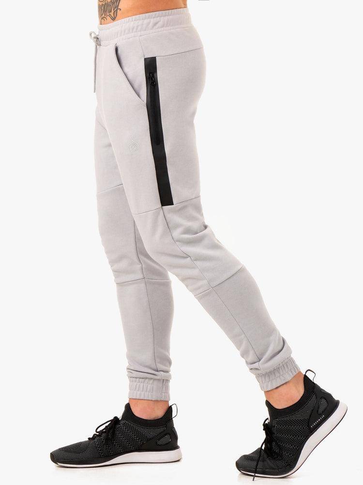 Ryderwear Men Track Pants Restore Fleece Men's Track Pants Snow Grey | CA3106EX