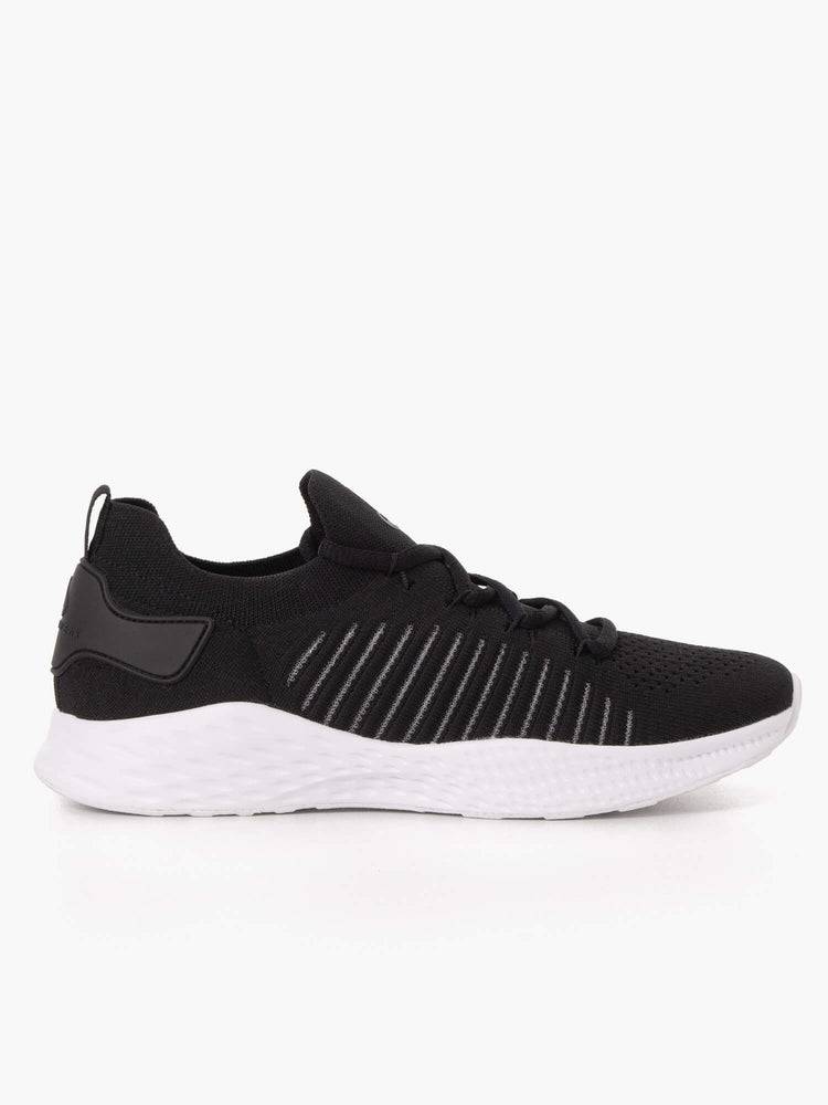 Ryderwear Women Shoes Flylyte Trainer Women\'s Shoes Black | CA1046OR