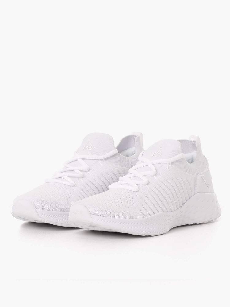 Ryderwear Women Shoes Flylyte Trainer Women's Shoes White | CA1047PQ