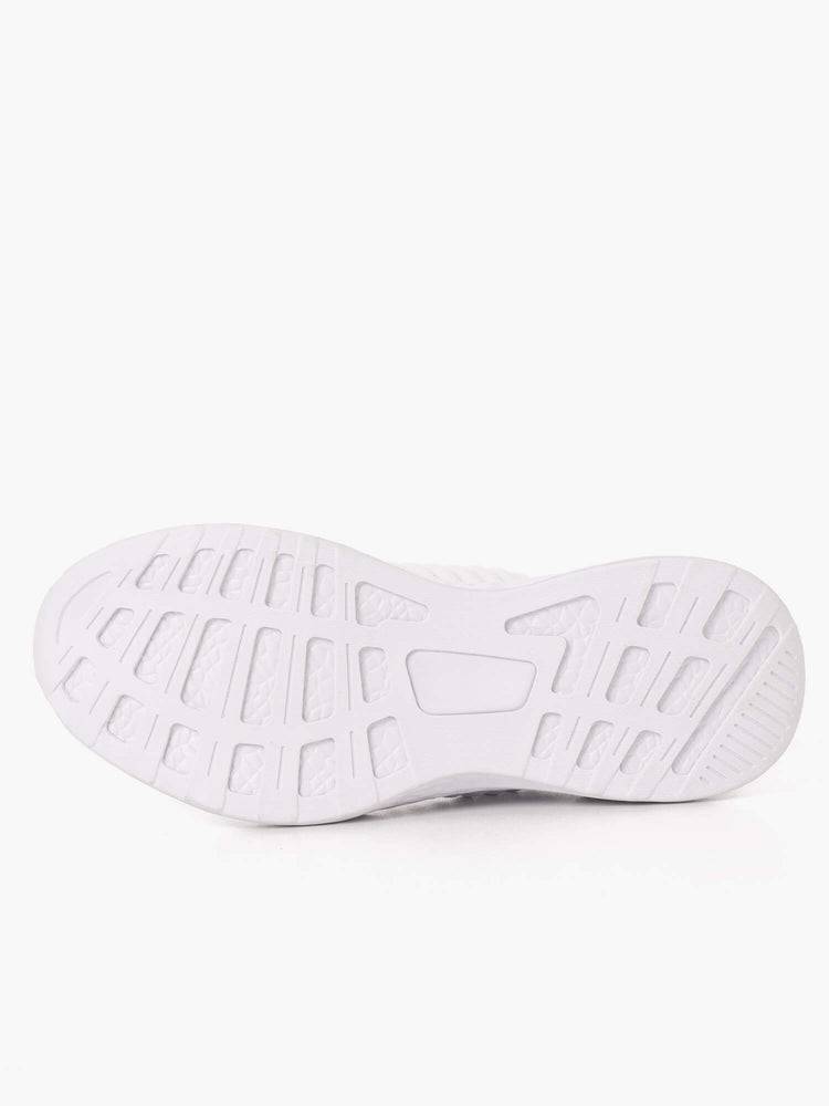 Ryderwear Women Shoes Flylyte Trainer Women's Shoes White | CA1047PQ