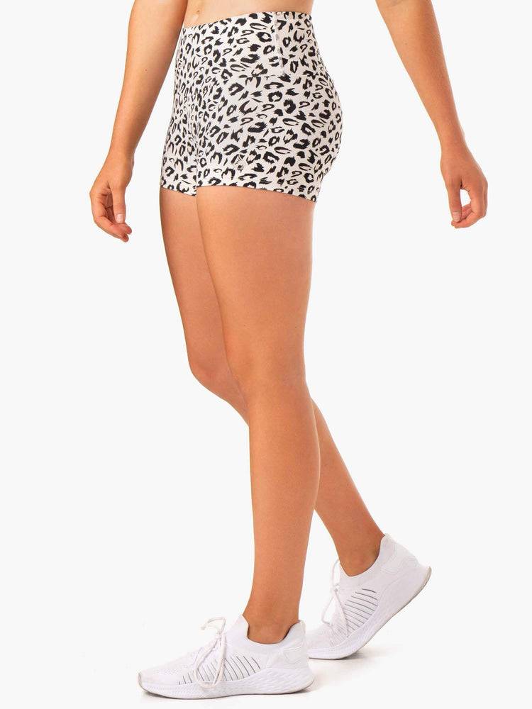 Ryderwear Women Shorts Adapt High Waisted Scrunch Women's Shorts Ivory Leopard | CA2213YU