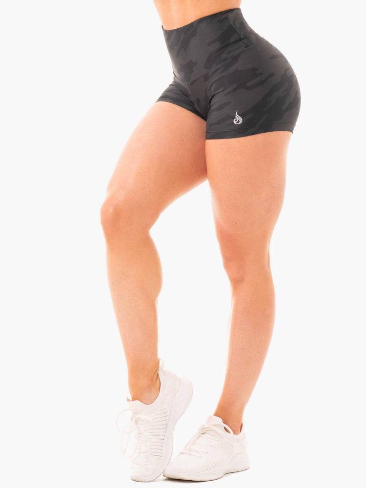 Ryderwear Women Shorts Camo High Waisted Women\'s Shorts Black Camo | CA1941ZG