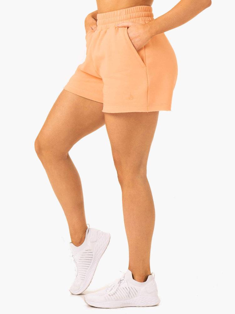 Ryderwear Women Shorts Elevate Track Women's Shorts Apricot | CA2080EX