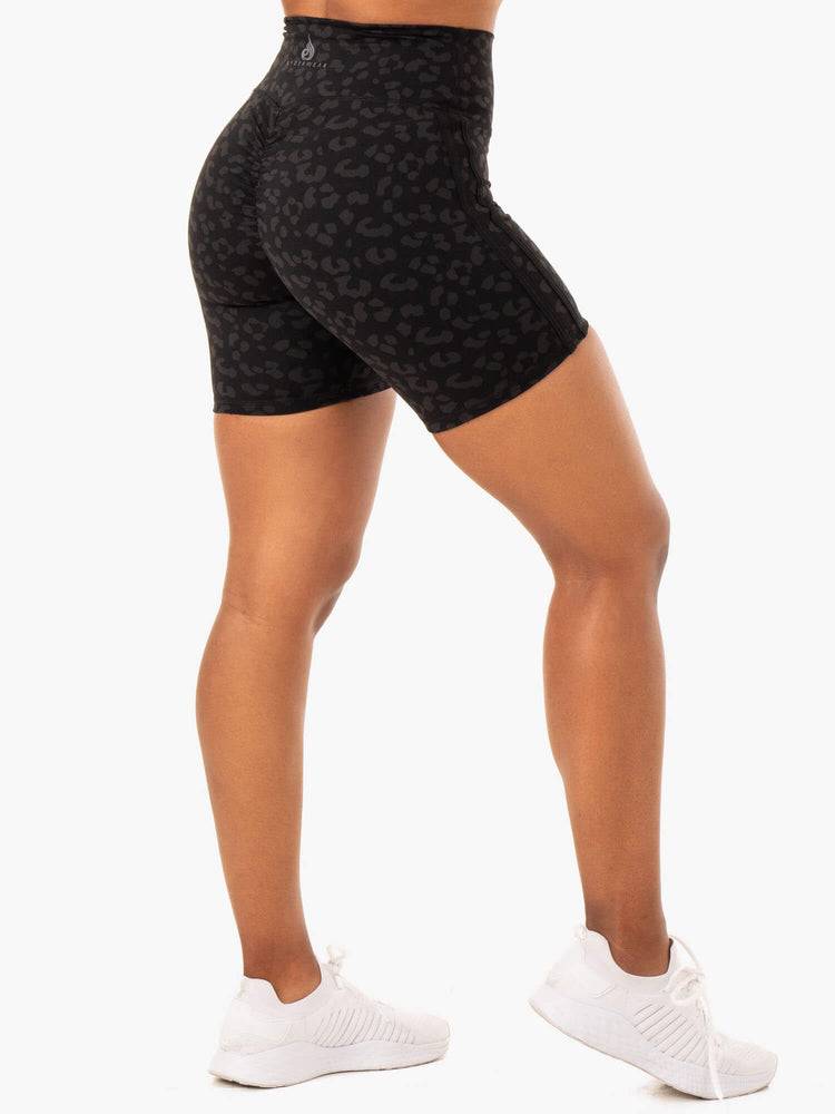 Ryderwear Women Shorts Evolution High Waisted Scrunch Women's Shorts Black Leopard | CA1971BC