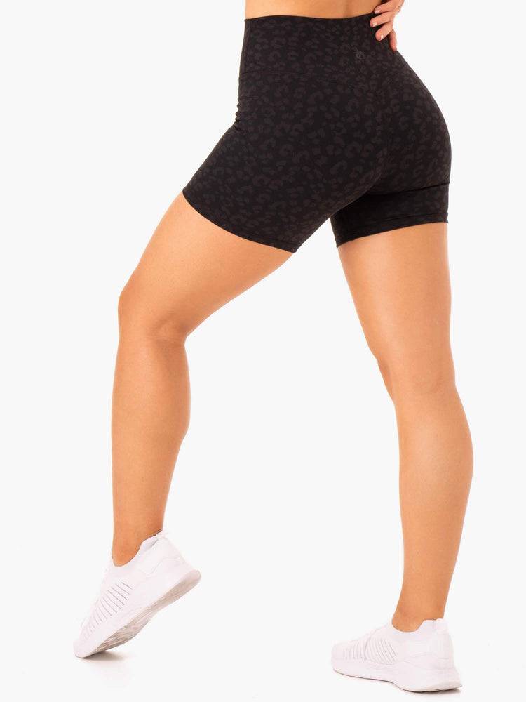 Ryderwear Women Shorts Hybrid Mid Length Women's Shorts Black Leopard | CA2121KI