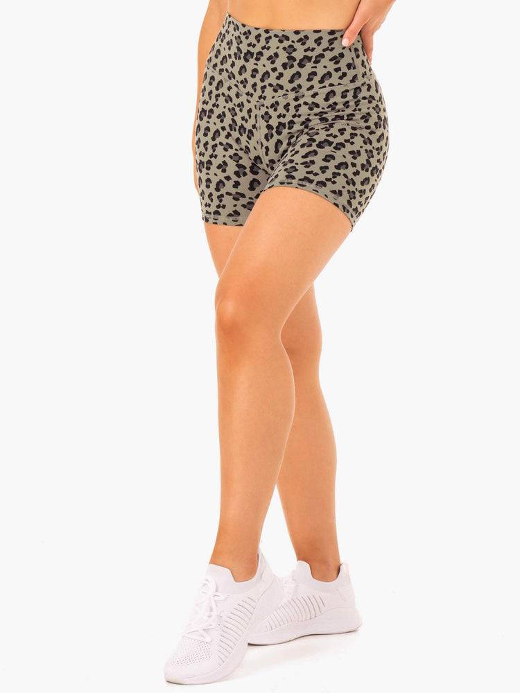 Ryderwear Women Shorts Hybrid Mid Length Women's Shorts Khaki Leopard | CA2125CE