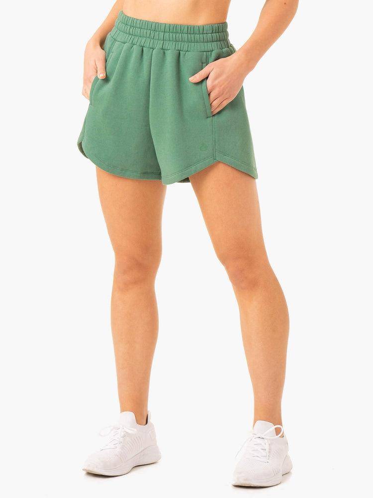 Ryderwear Women Shorts Sideline Track Women\'s Shorts Forest Green | CA2084UT