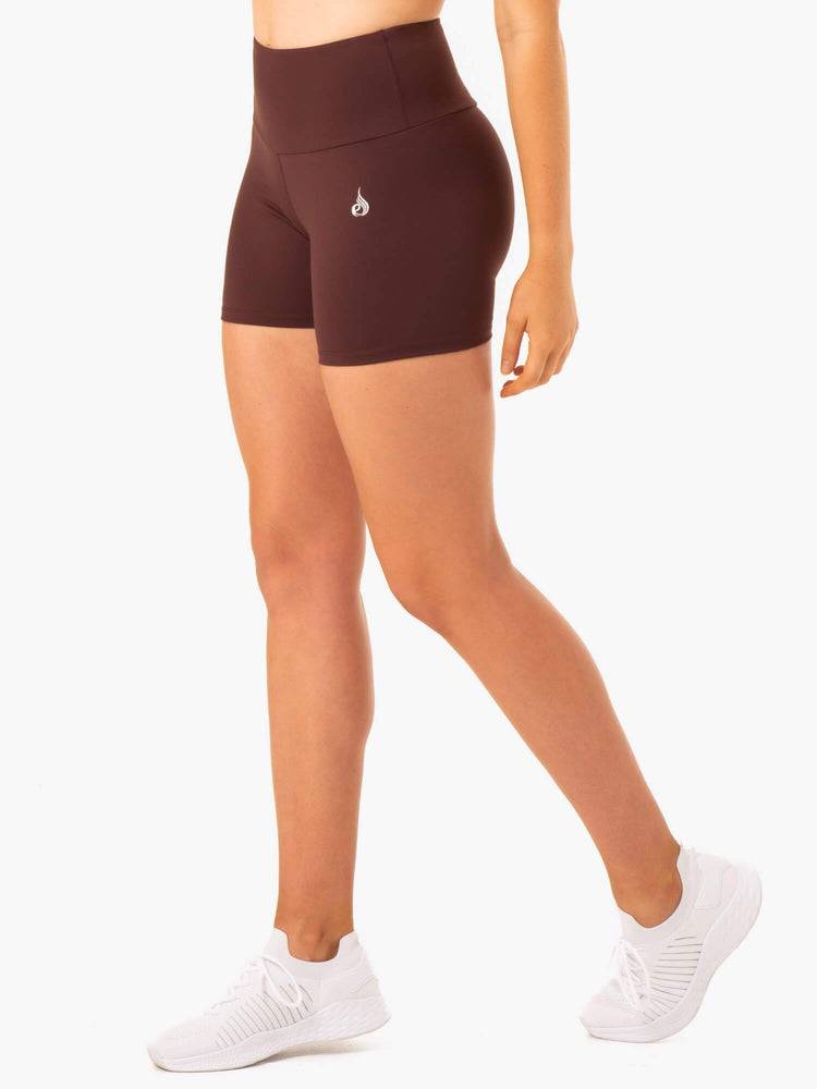 Ryderwear Women Shorts Staples Scrunch Bum Mid Length Women's Shorts Chocolate | CA1981IS