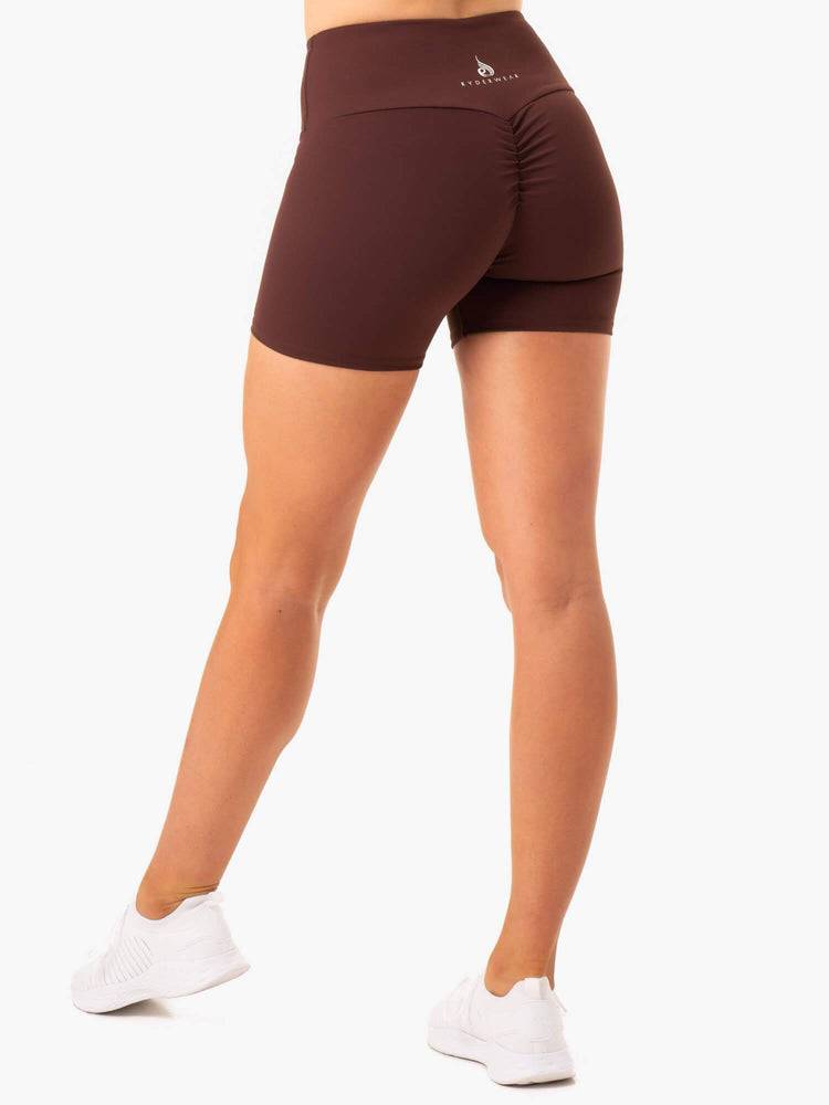 Ryderwear Women Shorts Staples Scrunch Bum Mid Length Women\'s Shorts Chocolate | CA1981IS