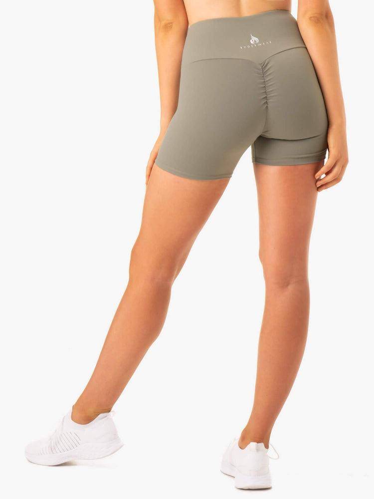 Ryderwear Women Shorts Staples Scrunch Bum Mid Length Women's Shorts Khaki | CA1987FM