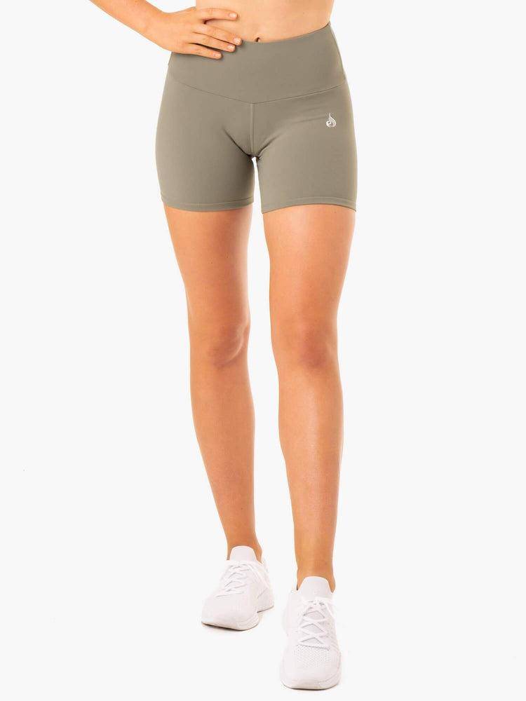 Ryderwear Women Shorts Staples Scrunch Bum Mid Length Women's Shorts Khaki | CA1987FM