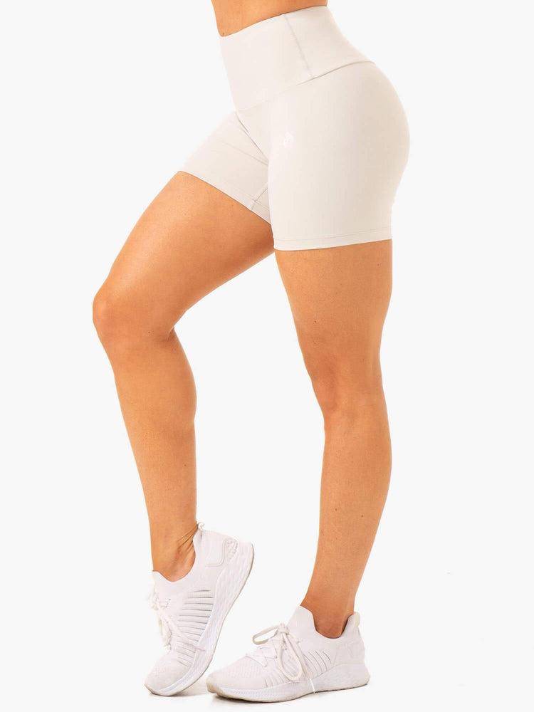 Ryderwear Women Shorts Vital Mid Length Scrunch Women's Shorts Snow Grey | CA2007IS