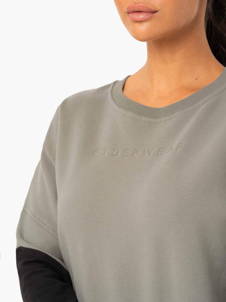 Ryderwear Women Sweaters Hybrid Pullover Jumper Women's Sweaters Khaki/Black | CA1556NB