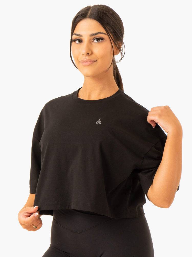 Ryderwear Women T Shirts Balance Oversized Tee Women's T Shirts Black | CA1388DN