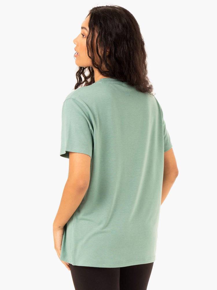 Ryderwear Women T Shirts Boyfriend Longline Women's T Shirts Sage | CA1422XF