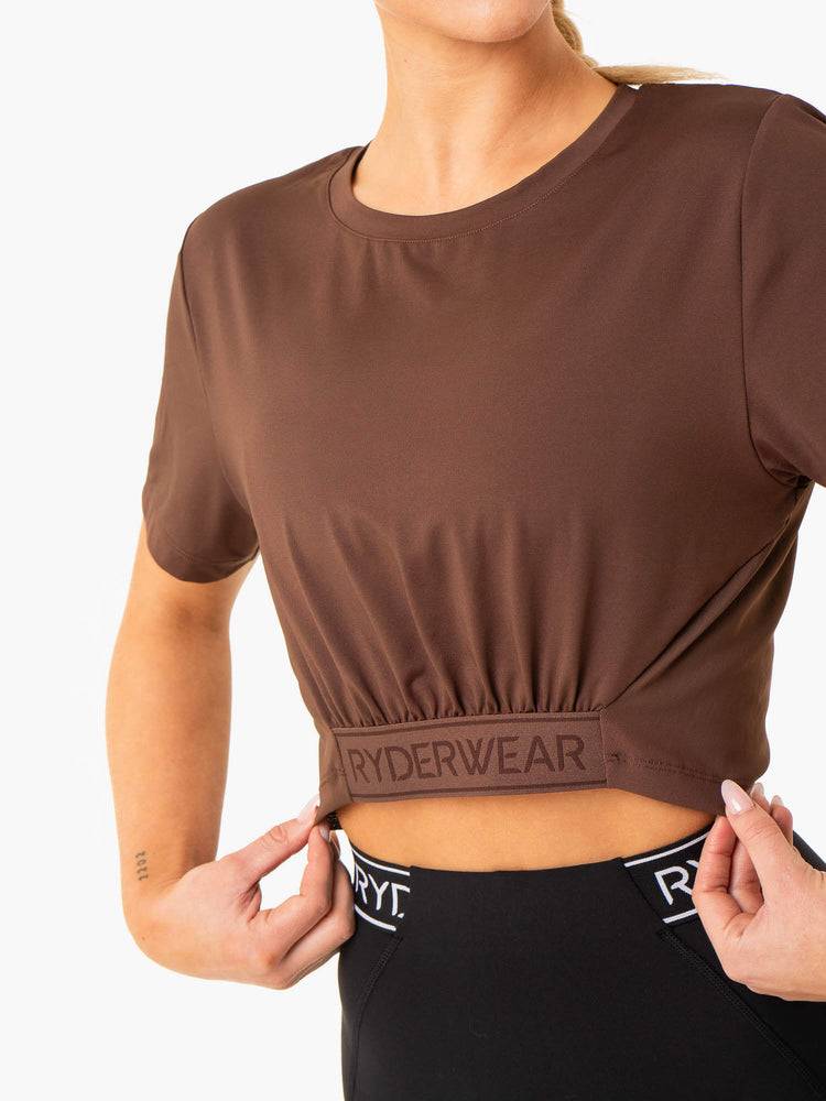 Ryderwear Women T Shirts Level Up Cropped Women's T Shirts Chocolate | CA1368LH