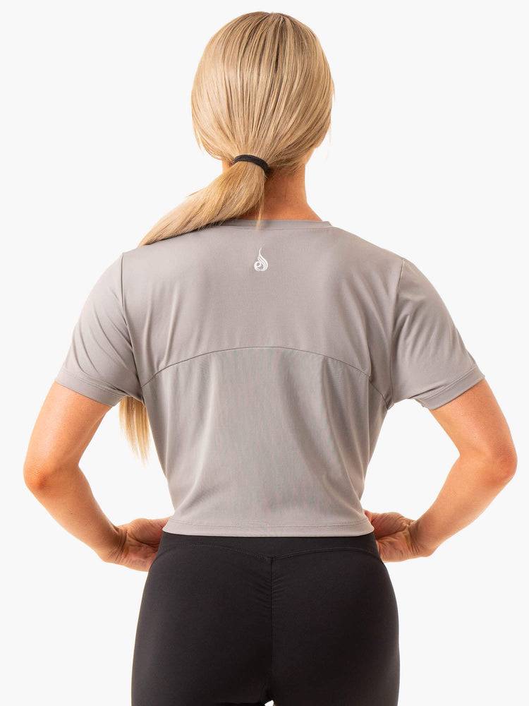 Ryderwear Women T Shirts Level Up Cropped Women's T Shirts Steel Grey | CA1369ZG