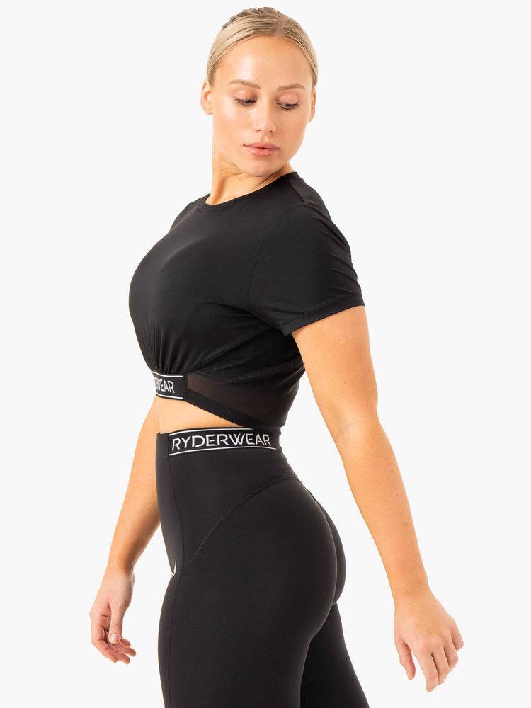 Ryderwear Women T Shirts Level Up Cropped Women's T Shirts Black | CA1370XF