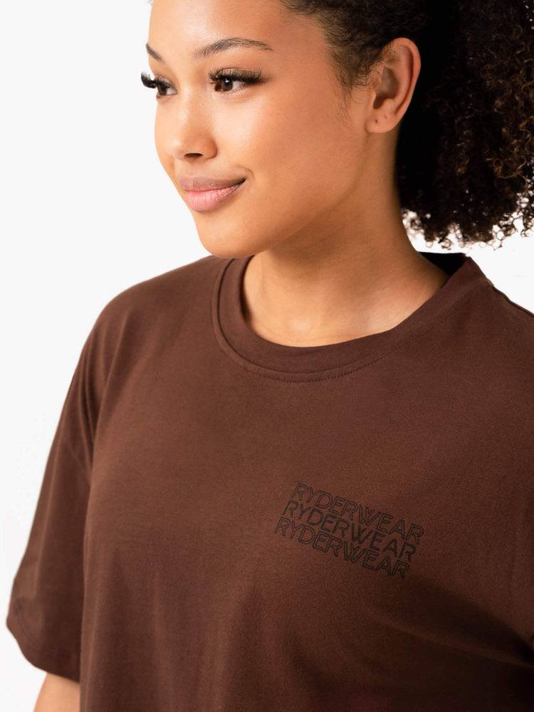 Ryderwear Women T Shirts Level Up Oversized Women's T Shirts Chocolate | CA1361SO