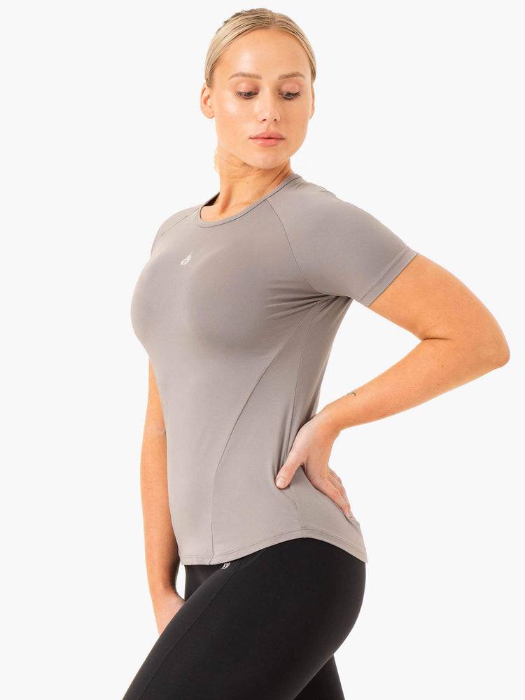 Ryderwear Women T Shirts Level Up Training Women's T Shirts Steel Grey | CA1365HK