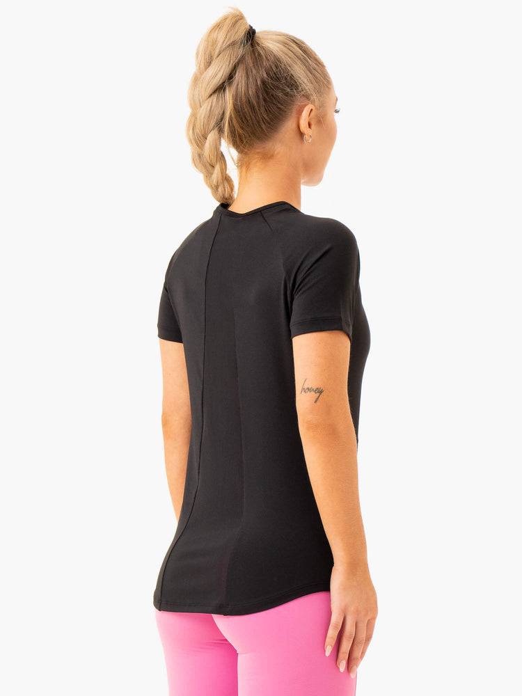 Ryderwear Women T Shirts Level Up Training Women's T Shirts Black | CA1367KI