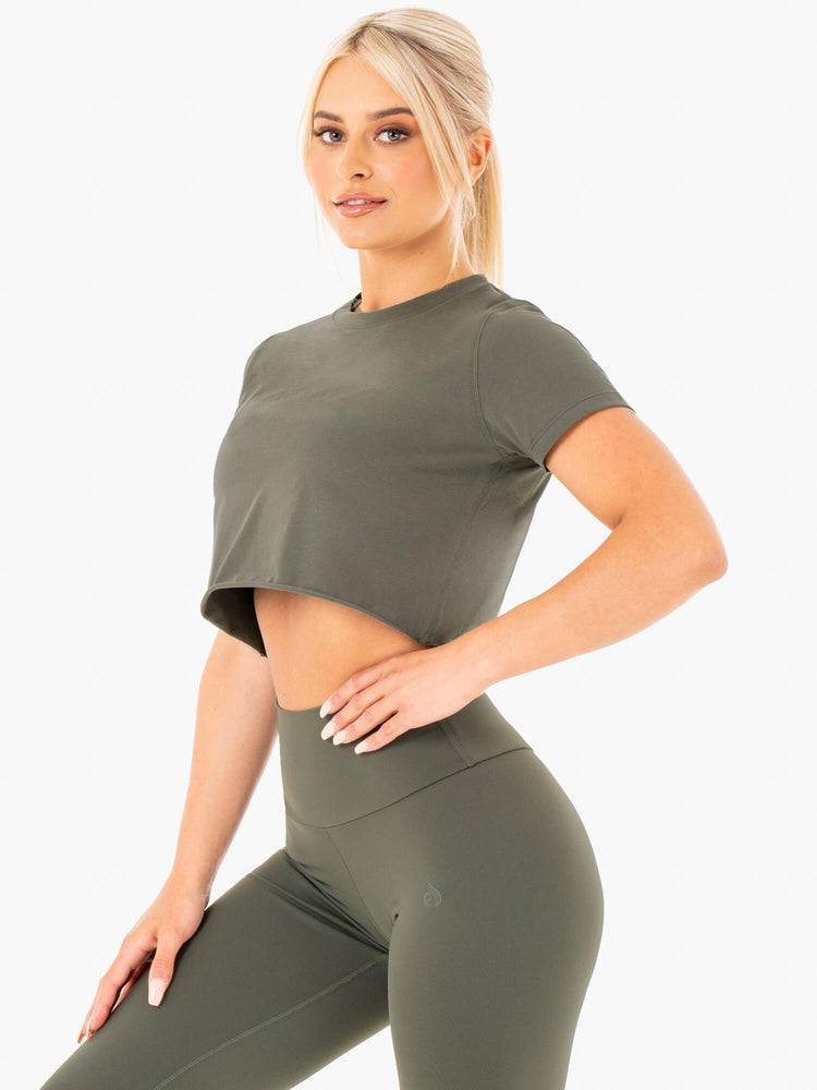 Ryderwear Women T Shirts Motion Cropped Women's T Shirts Khaki | CA1467FM