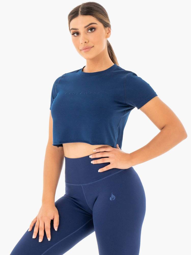 Ryderwear Women T Shirts Motion Cropped Women's T Shirts Navy | CA1471KI