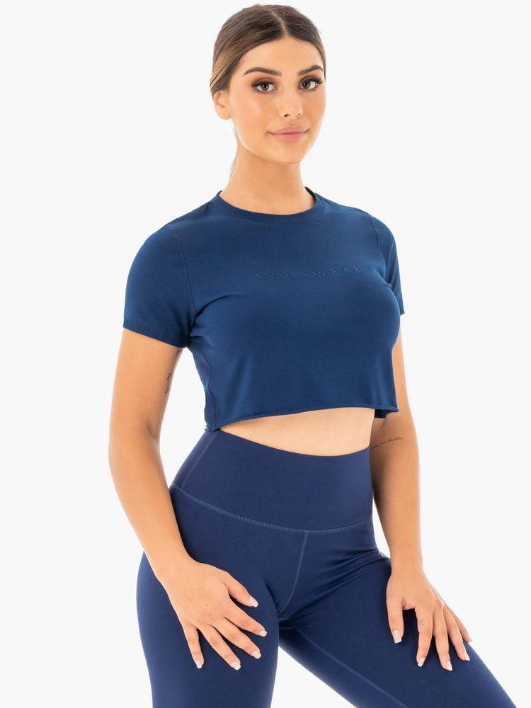 Ryderwear Women T Shirts Motion Cropped Women's T Shirts Navy | CA1471KI