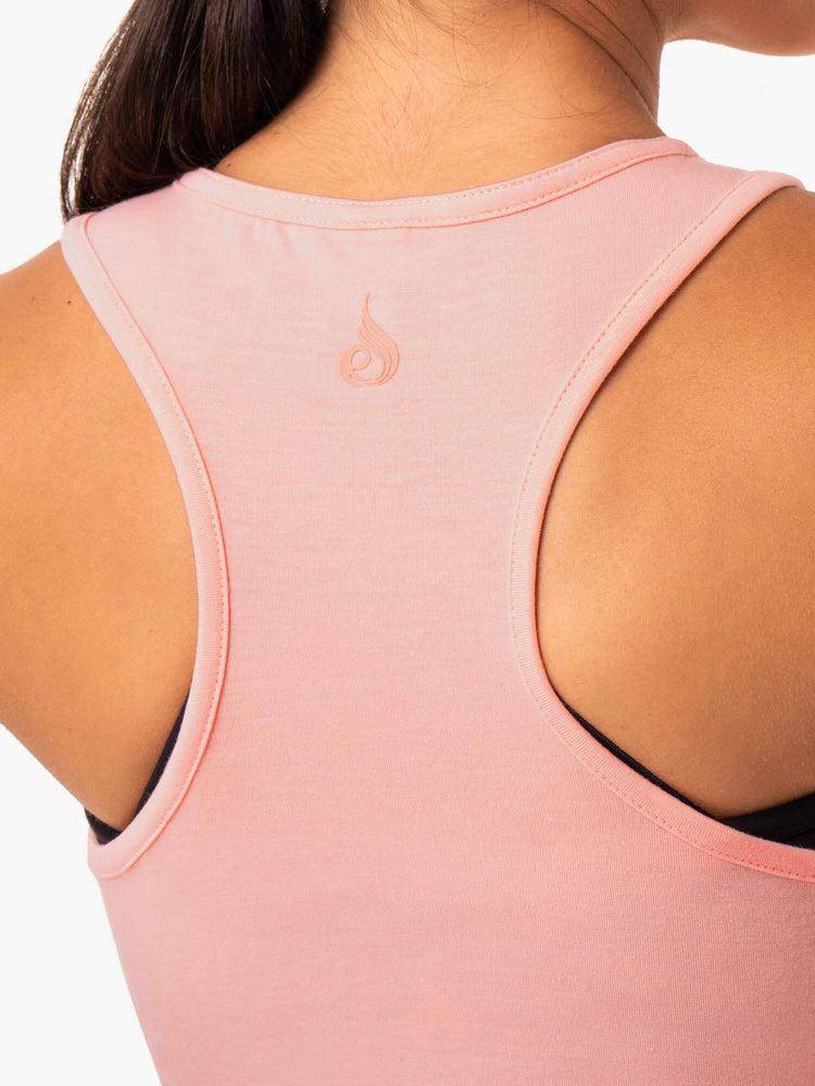 Ryderwear Women Tanks Adapt Twist Cropped Women's Tanks Peach | CA1170EX