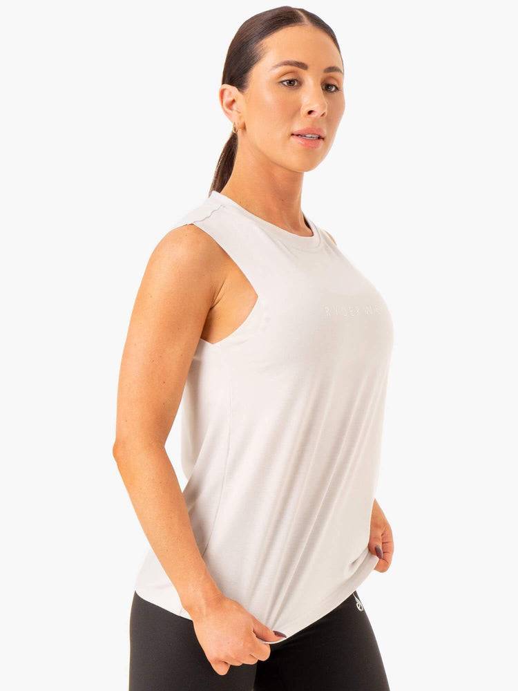 Ryderwear Women Tanks Foundation Muscle Women's Tanks Snow Grey | CA1244NB