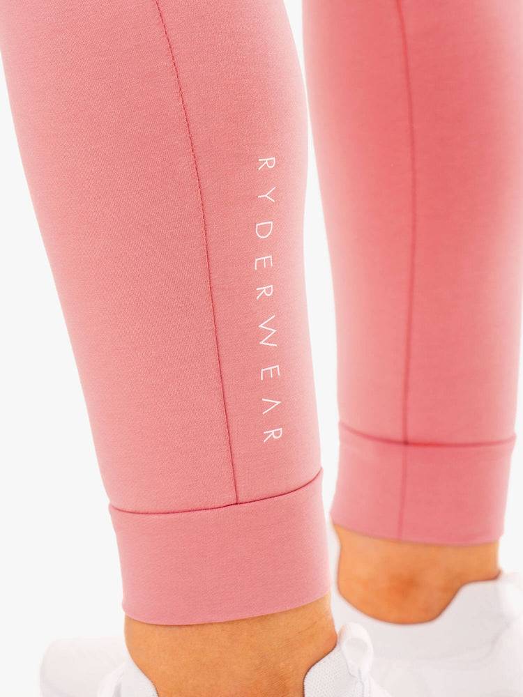 Ryderwear Women Track Pants Luxe Women's Track Pants Apricot Pink | CA1088NB